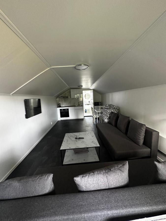 Luxurious Apartment Near Citycenter Boras Exterior photo