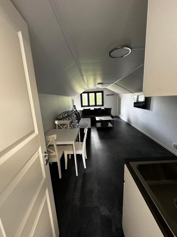 Luxurious Apartment Near Citycenter Boras Exterior photo