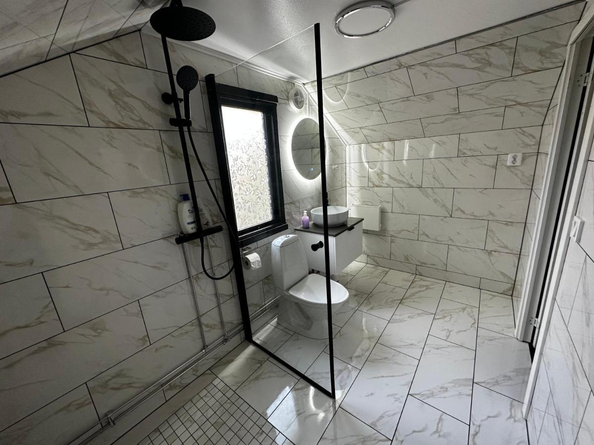 Luxurious Apartment Near Citycenter Boras Exterior photo