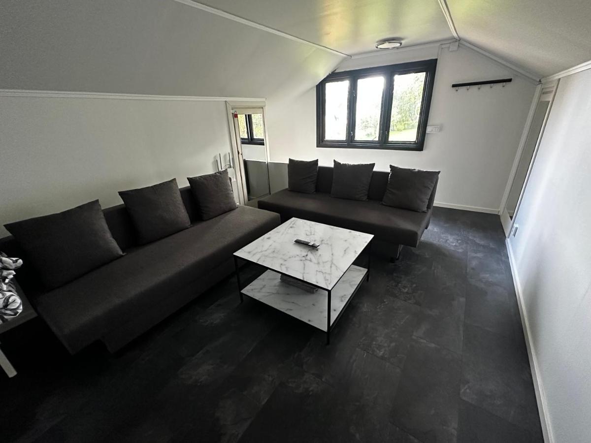 Luxurious Apartment Near Citycenter Boras Exterior photo